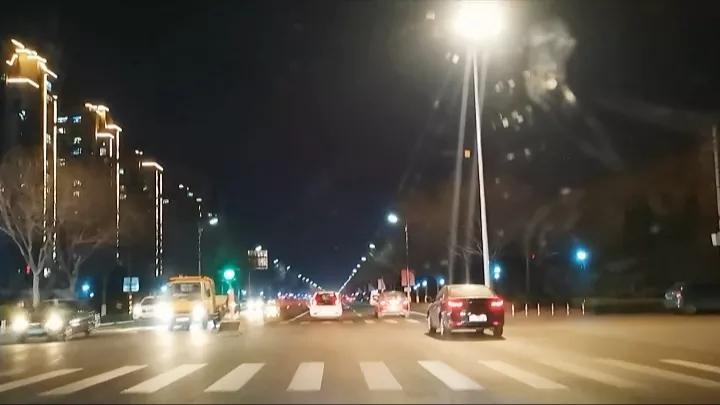 生活百般滋味 人生需要笑对出自哪里（关于人生的励志感言）