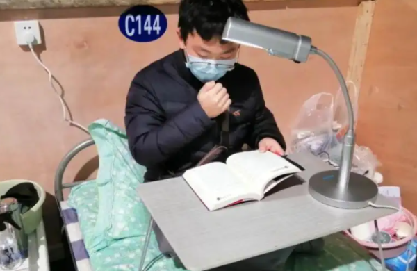 2022各省高考报名人数公布，山东省位列第二，你所在省市排第几？