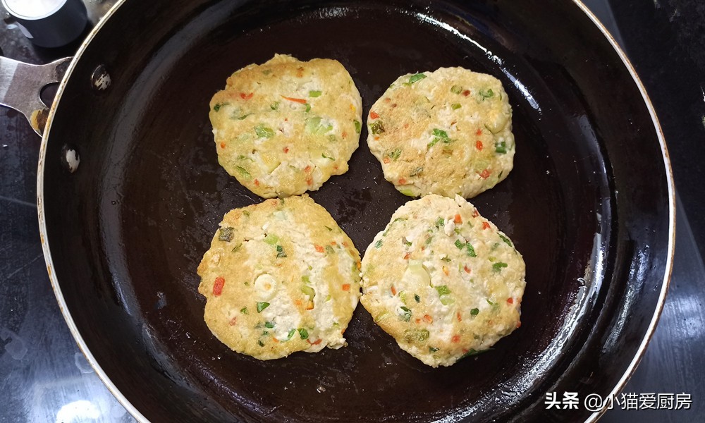 圖片[10]-豆腐里加入雞蛋 5分鐘做成早餐餅 營養味美 上桌大家搶著吃-起舞食譜網