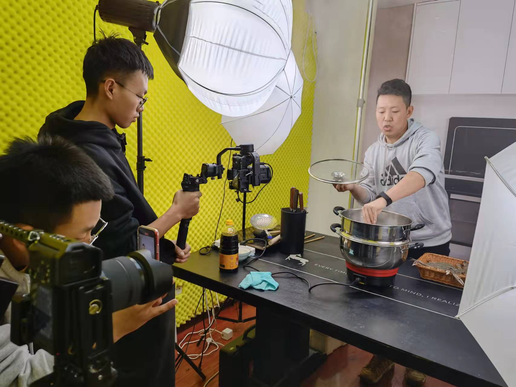 山东济南梭子蟹水饺宣传片视频拍摄花絮–山东影视制作中心-山东济南宣传片拍摄|广告片|微电影|视频|纪录片|动画拍摄制作【山东影视制作中心】
