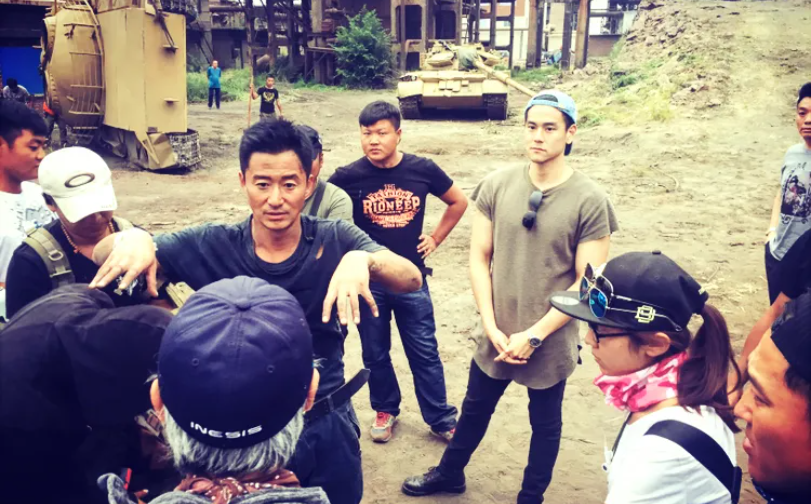 这6位男星，因拍戏差点命不保，一个比一个的“后遗症”严重