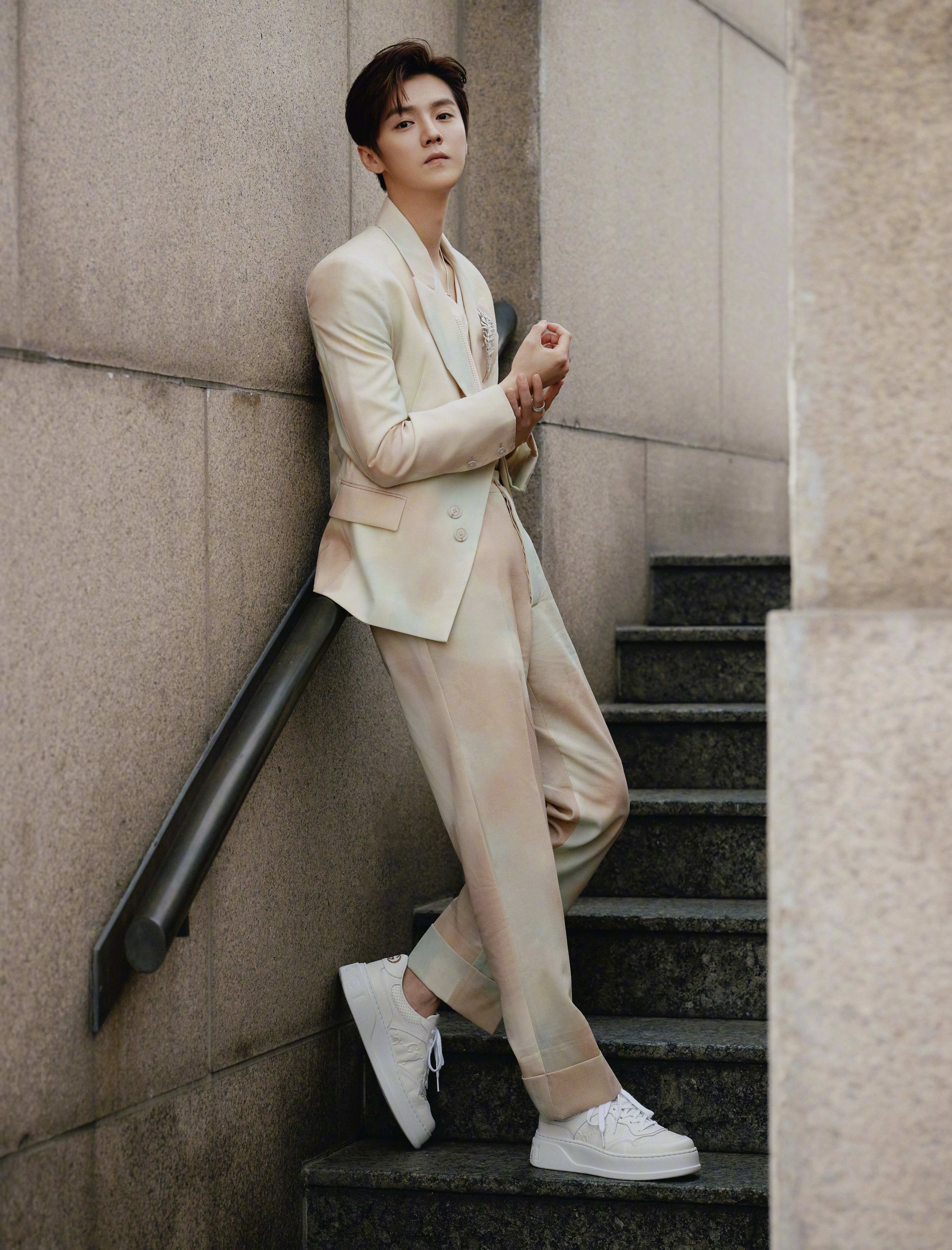 鹿晗 | 俊逸翩翩