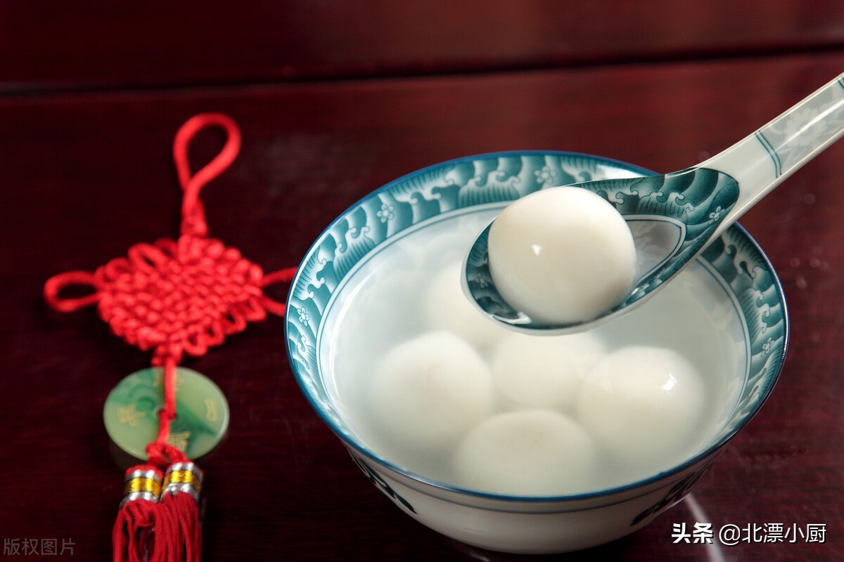 明天小年，不管有錢沒錢，吃8樣傳統(tǒng)美食，寓意吉祥團(tuán)圓
