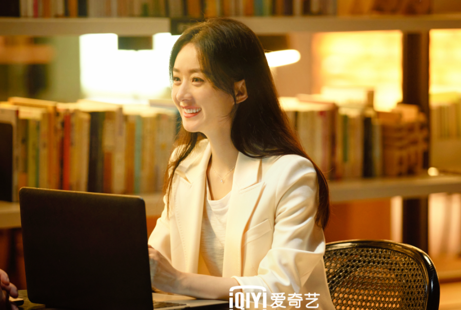 赵丽颖又一剧要来了，《幸福到万家》今日开播，10位实力派出手