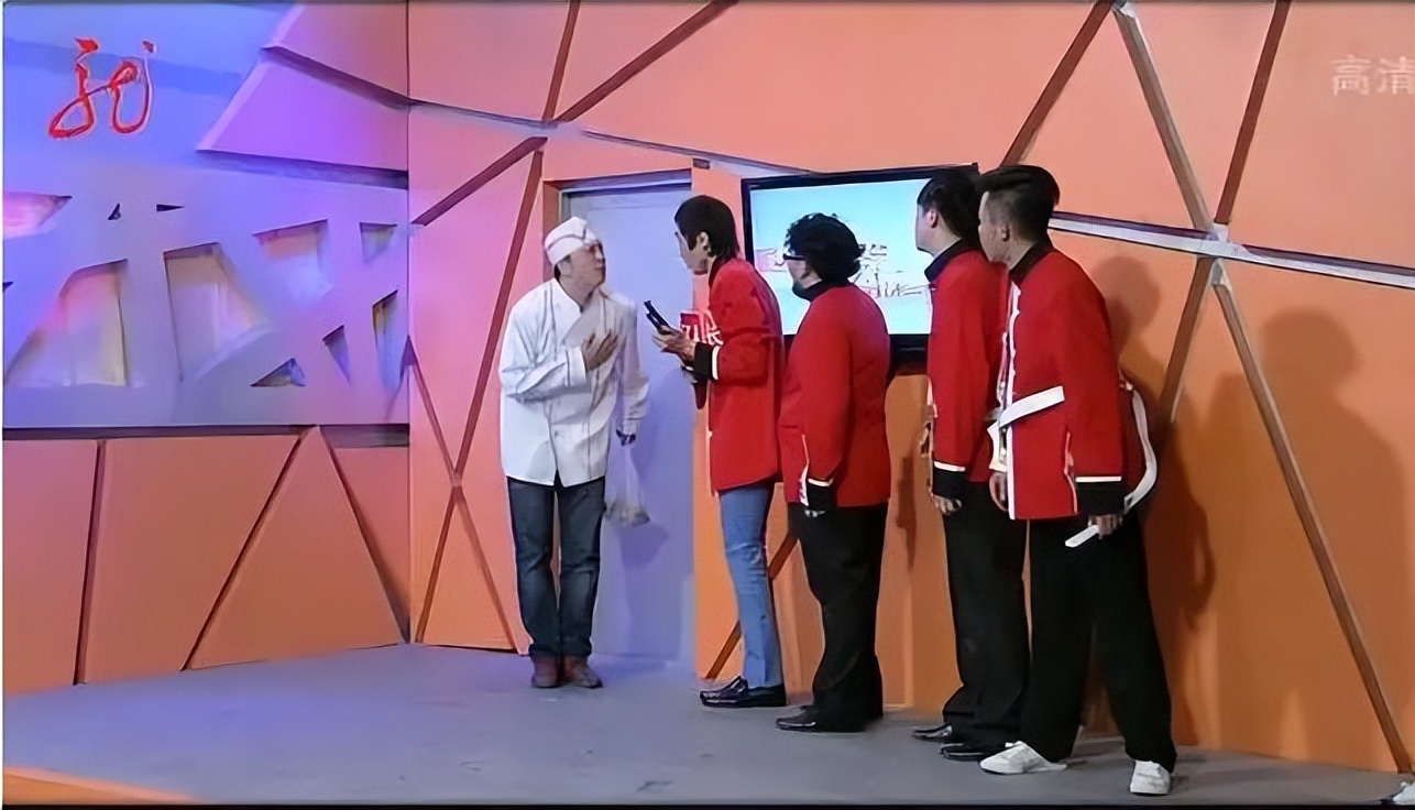 坚守了十多年的喜剧梦想，发展各不相同，永远难再聚的爱笑会议室