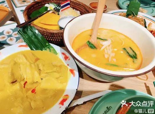 “最美车站”现身，2022上海网红打卡圣地，乘着地铁去旅行...