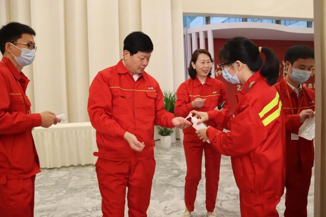 防非 增收 共赢 极悦娱乐集团第三届“公司+农户”养户年会顺利召开
