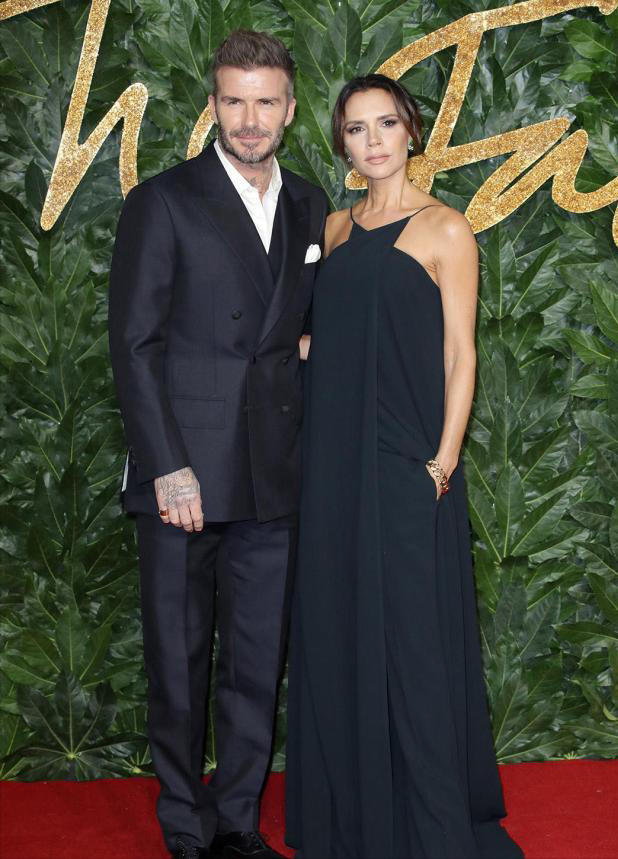 麦当娜女儿男装周走秀，贝克汉姆小儿子看秀，但颜值都不敌爹妈？