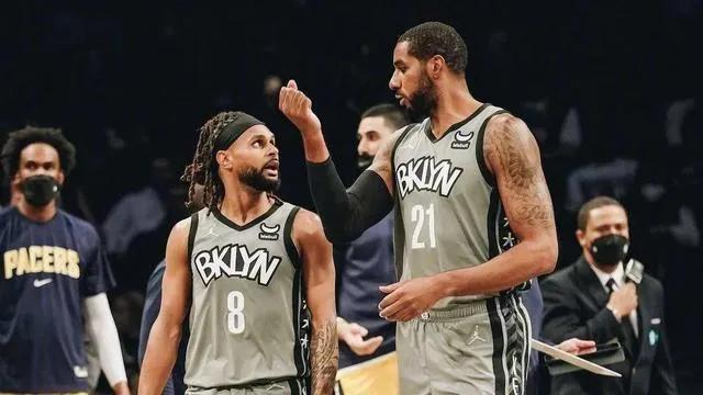 nba直臂投篮球员有哪些(被篮网辜负的老兵，坚守中距离直臂投篮的阿尔德里奇去哪了？)