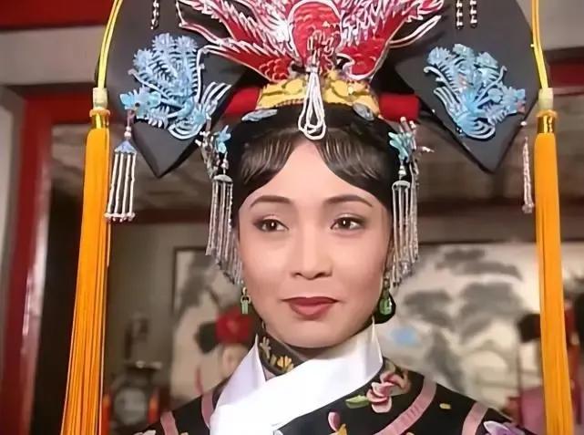 《还珠》香妃如果没有蒙丹会爱上乾隆，并和令妃正面“刚”吗？