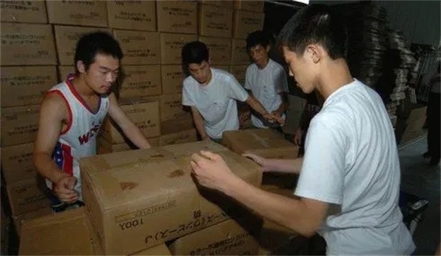 山东三胞胎同时考上211高校，十年后同日成婚：爷爷盼着抱重孙