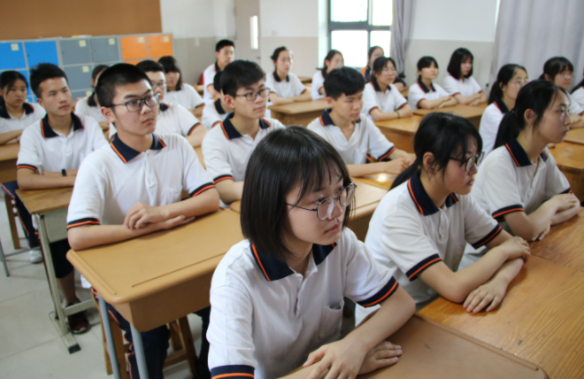 “近视眼”学生无缘报考的专业，成绩再好也不要，别浪费报考机会