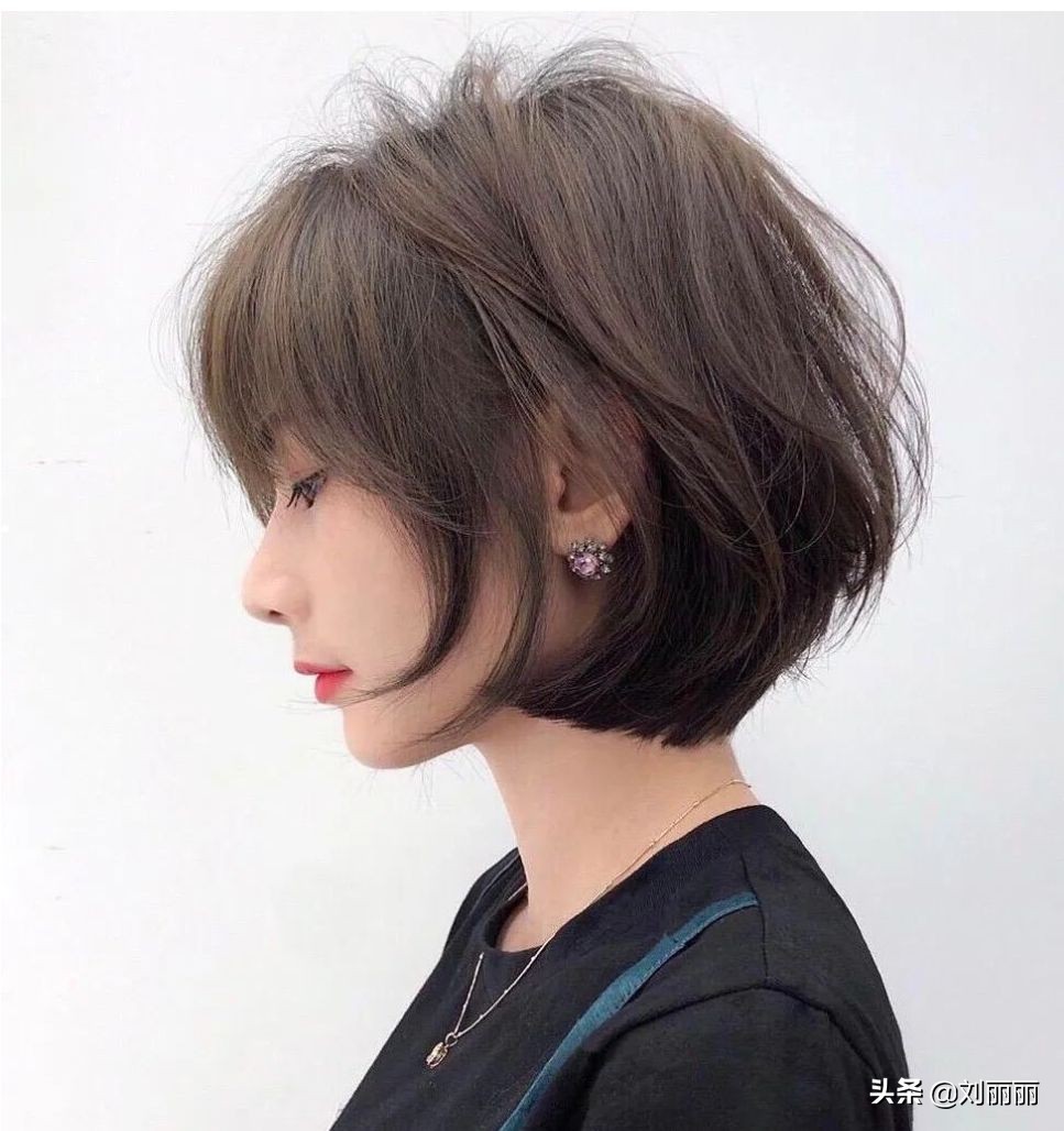 天热拒绝留长发,短发看看这15款,人气都很旺