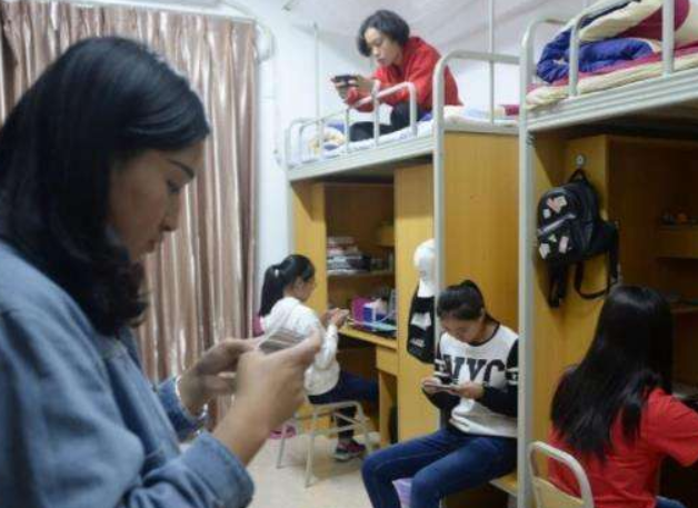 中南大学神仙女寝火了，全员入选985推免生，可谓颜值与实力并存