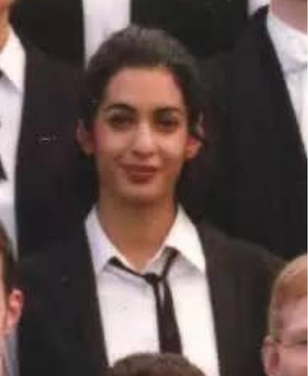 最美律师艾莫：打败21位情敌让奥巴马作证，治好恐婚症奥斯卡影帝