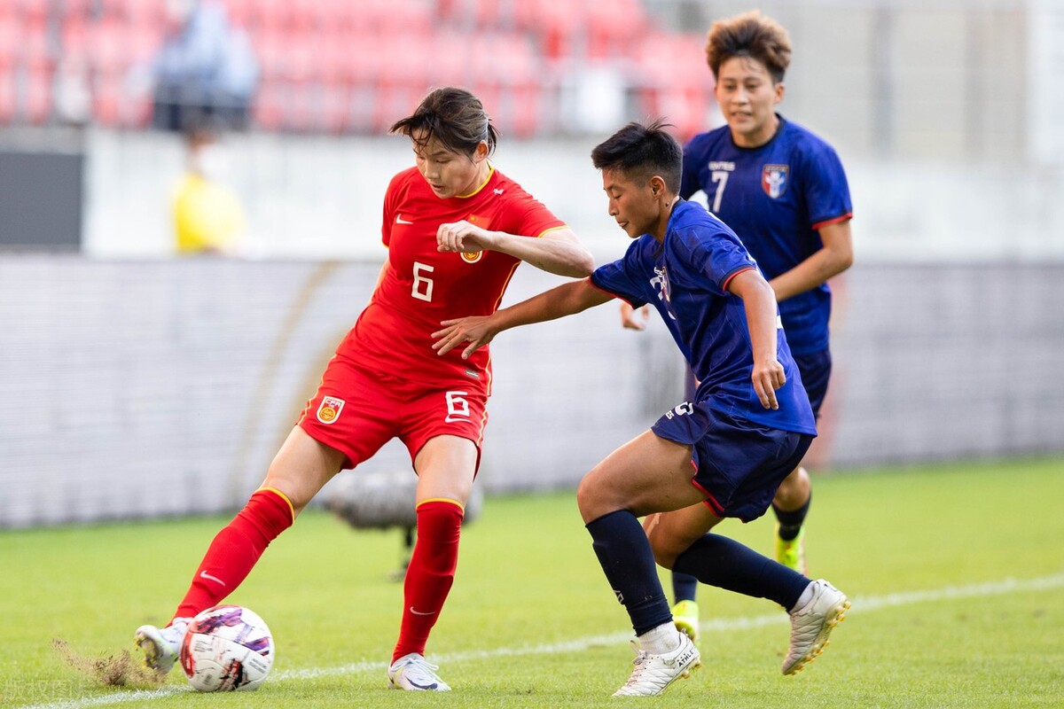 韩国女足11号球员照片(3名21岁小将首发，2人踢满全场，中国女足赢了比赛，也赢了未来)