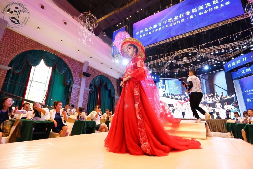 星光闪耀 大咖云集|齐聚美业金熊猫奖-颁奖盛典,您都认识谁?
