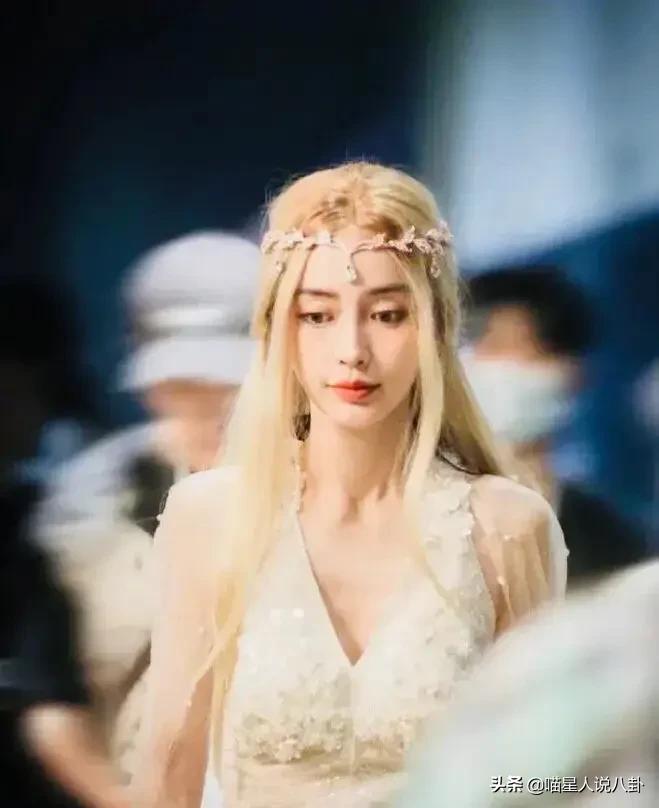 杨颖，太美了吧！不知道某人有没有后悔