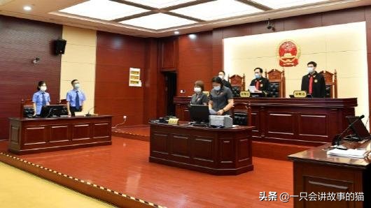 10岁小孩被恶作剧砸成重伤，法院判赔14万，肇事者：只能给5万