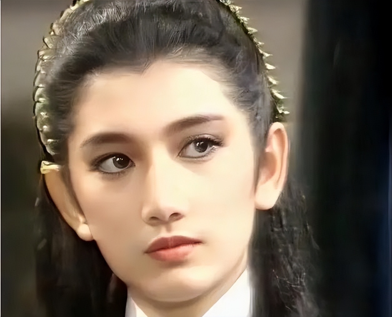 这才叫“女扮男装”，这10位女演员我差点就相信她们是男人了