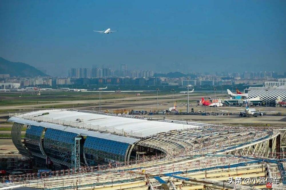 深圳宝安国际机场停车场收费标准2022，深圳机场停车场怎么收费？