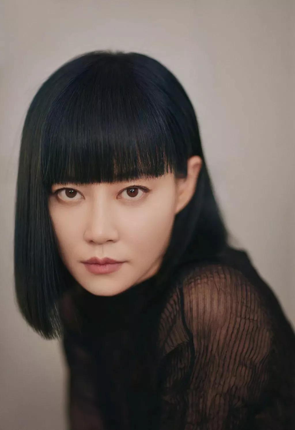 谭卓：知性优雅，青春靓丽，温婉大方