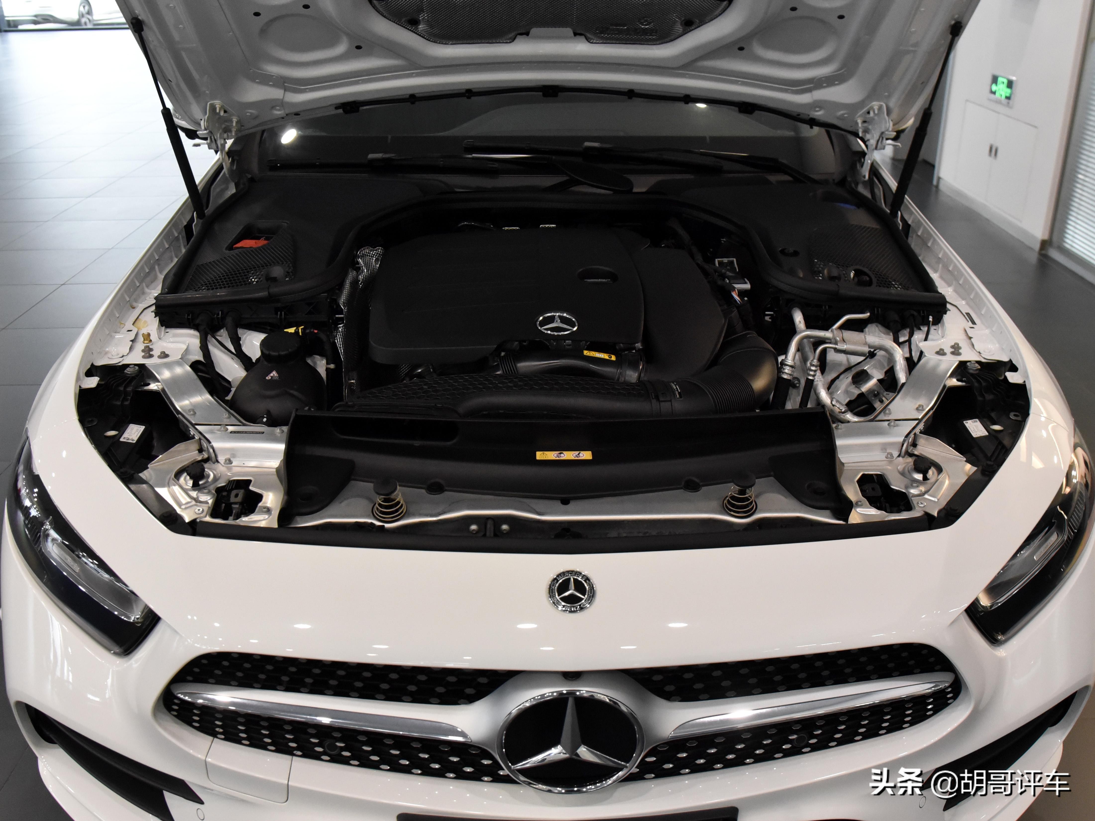 三角前灯，AMG轮圈，无框车门，实拍奔驰CLS