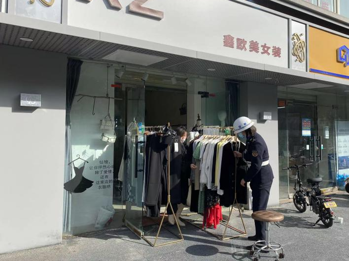 ǿ����ǰ������������ �������ݻ�������