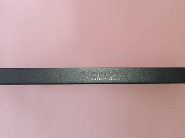 让电脑机箱玩漂移- 奥睿科（ORICO) 移动滑轮主机架试玩