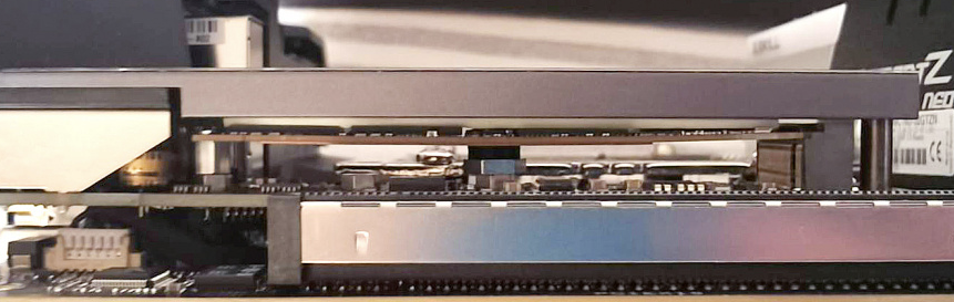 主板自带M.2散热片是鸡肋？看看B660迫击炮+PCIe4.0固态上机实测