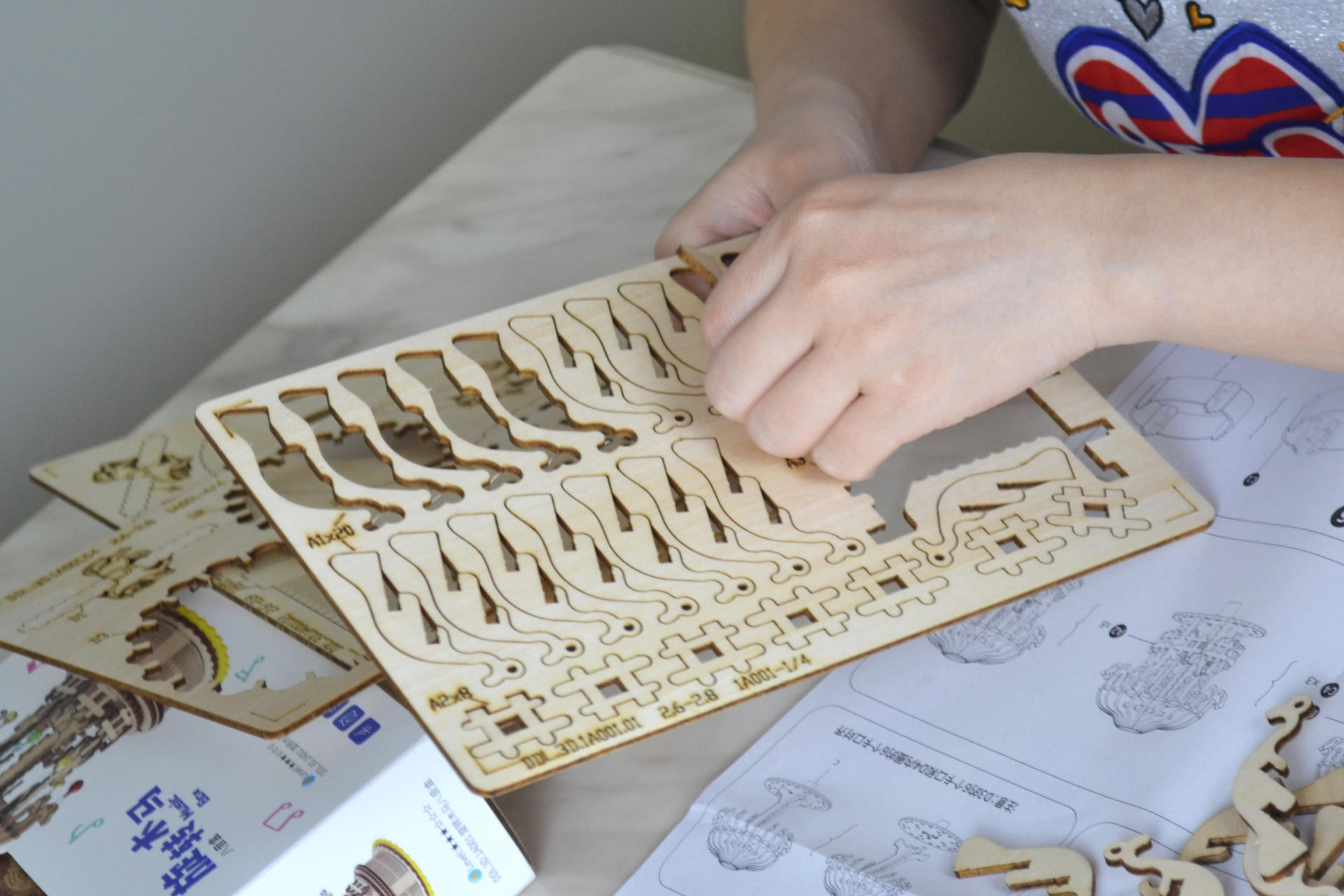 乐趣无穷 亲子互动和萌宝一起 玩玩当当狸旋转木马八音盒