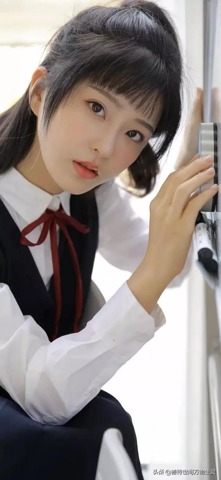 如花似玉的王嘉丽