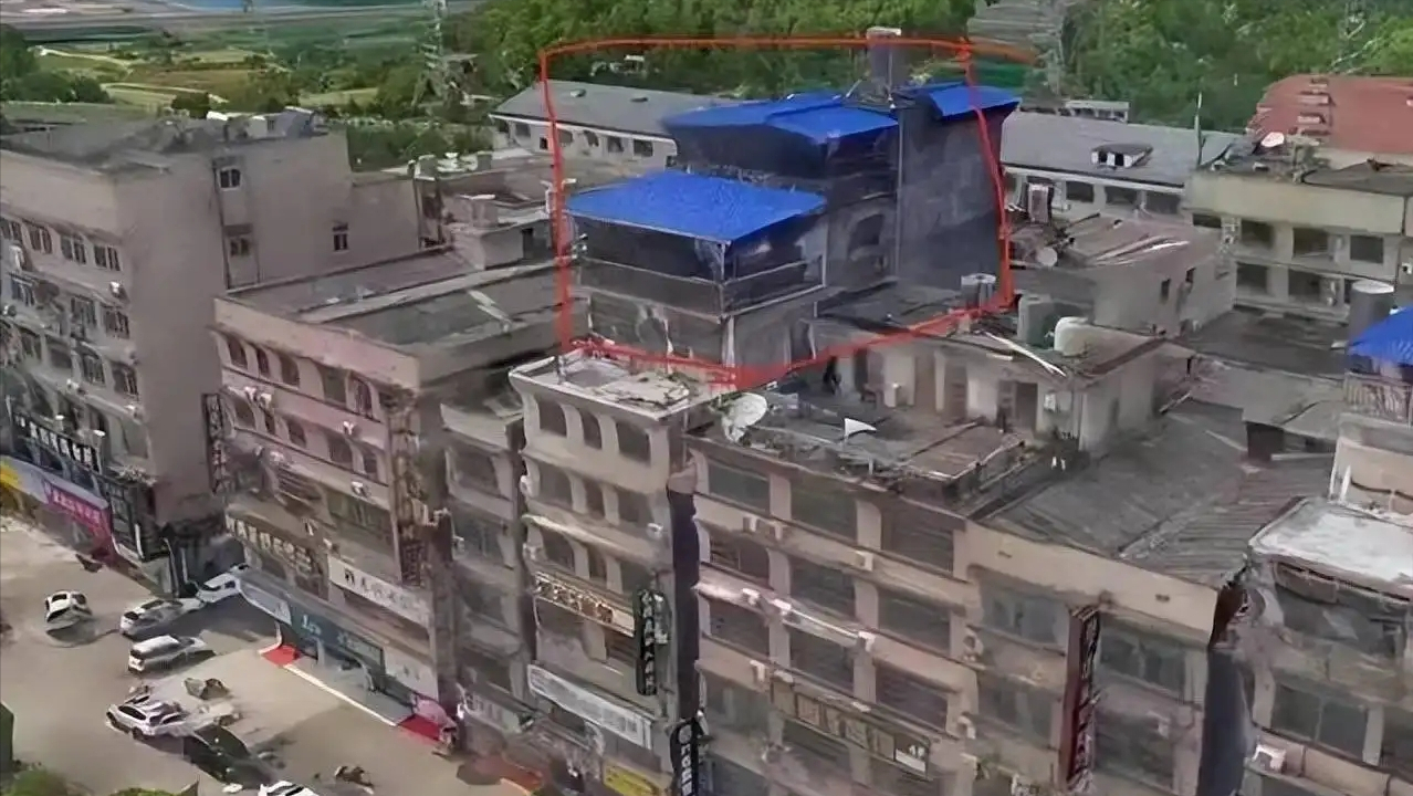 长沙6层楼房坍塌，是什么原因造成的？发生建筑物倒塌该怎么自救