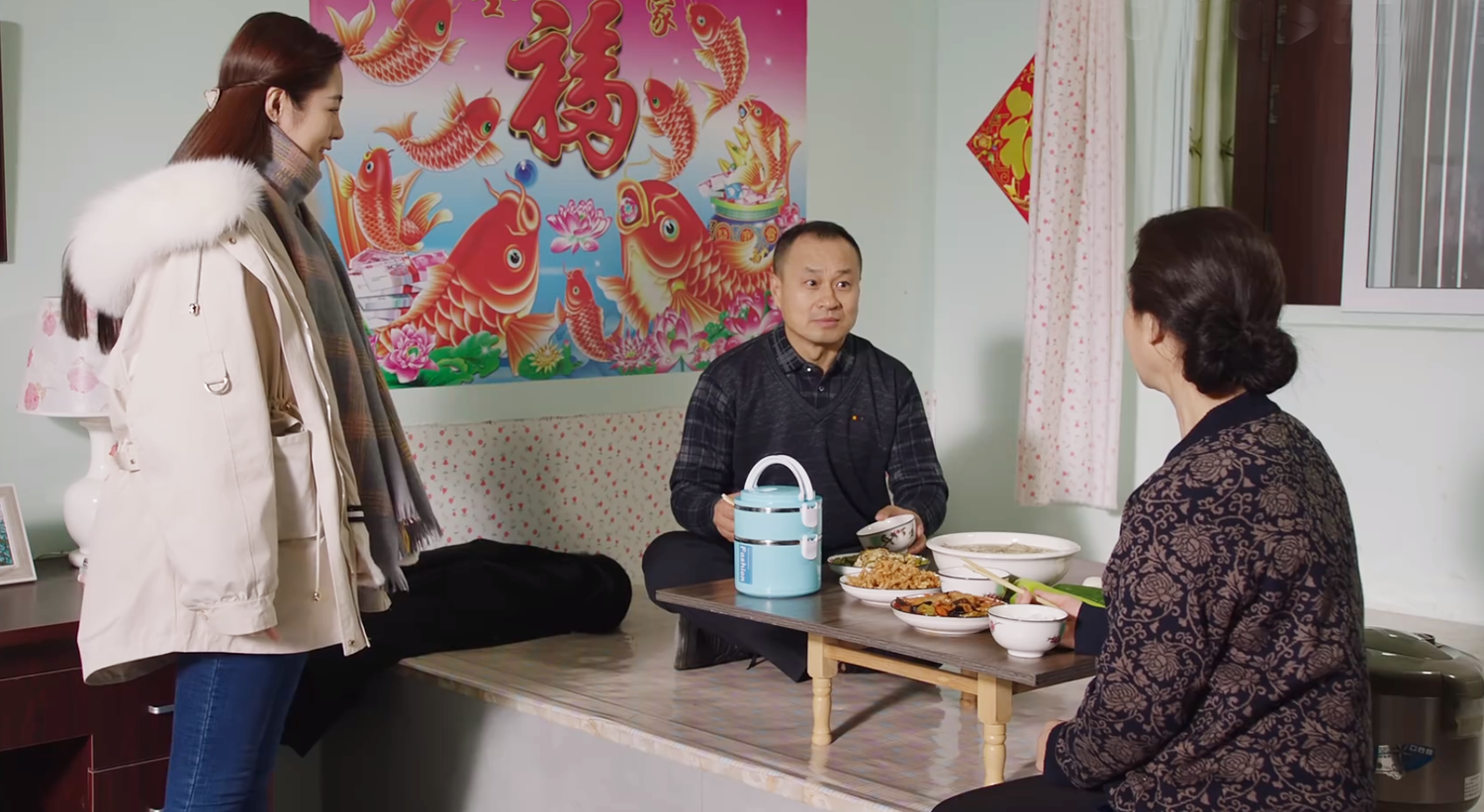 《乡村爱情》5个角色成工具人，丁宁陪跑小蒙娘憋屈，谢兰2次下线