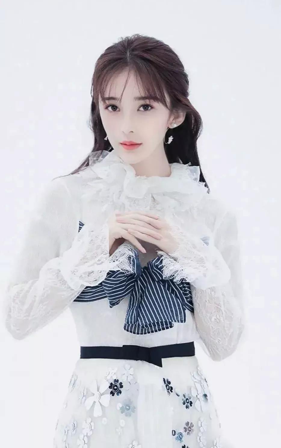 赵樱子日常穿搭