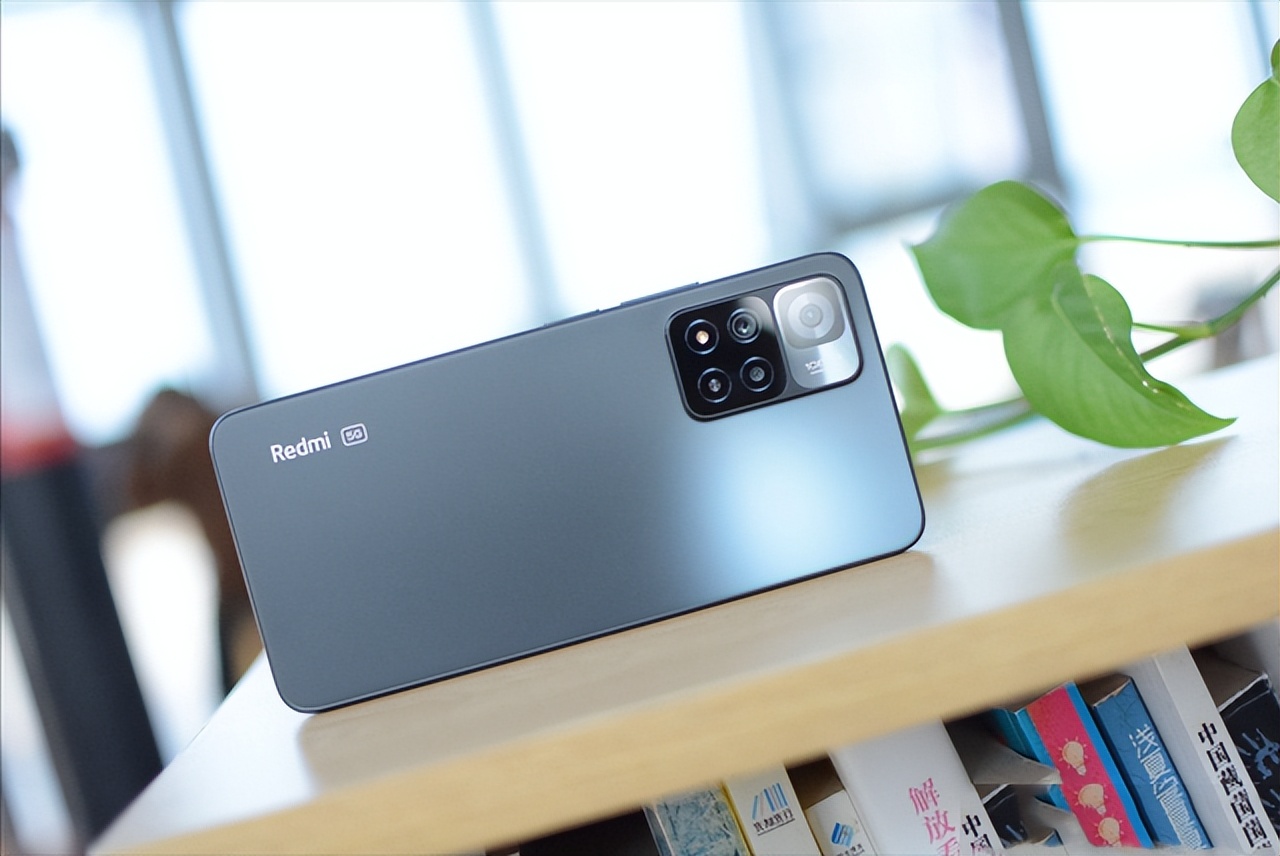 建议可以考虑这几款搭载骁龙870的性价比手机，不输天玑8100