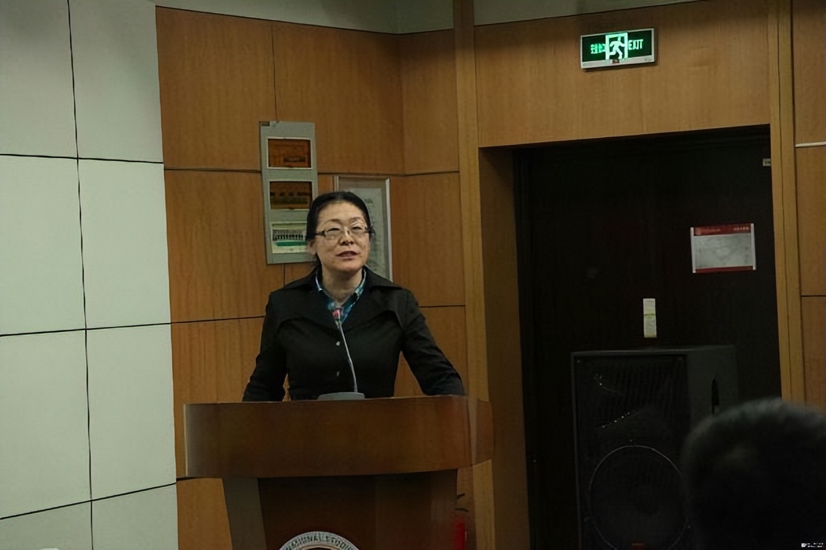 关注！北京市教委发布名单，北二外被提及7次，多位老师上榜