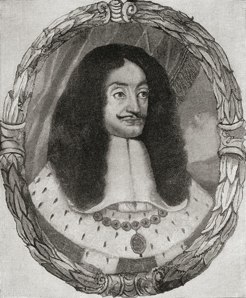 戴在香港头上的假发，是时候摘下了