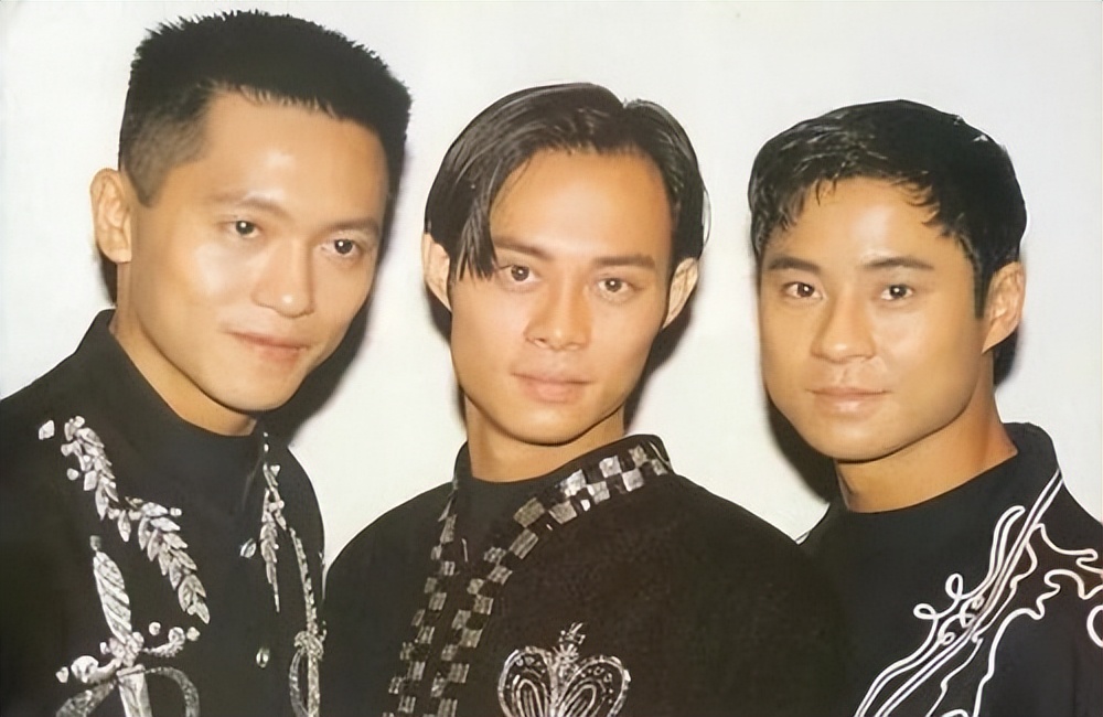 90年代当红组合草蜢,被时代抛弃时,连一声招呼都没有打