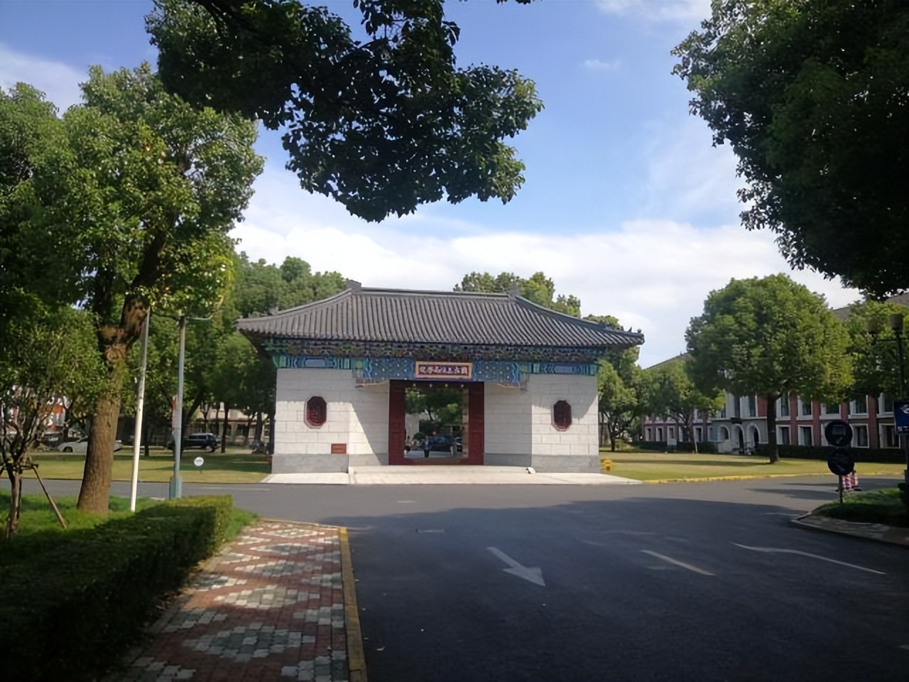 上海财经大学：只有一个“一流学科”，为何吸引那么多高分考生？