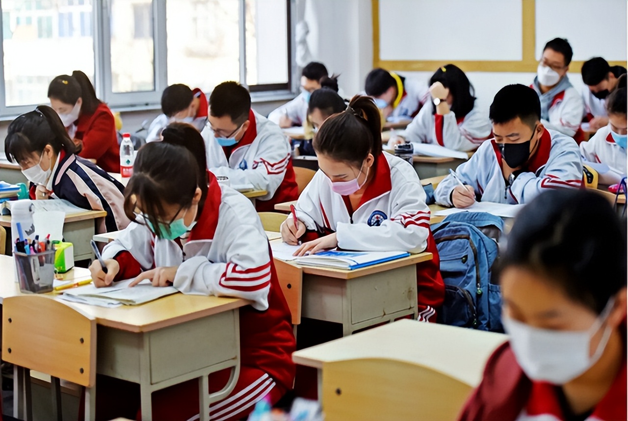 不用中考也能上高中！北京这两地已经开始进行试点，家长万分期待