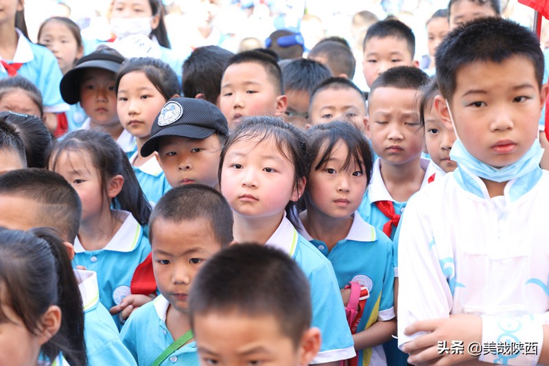 蓝田县北关小学开了一个好头，让秦腔(图10)