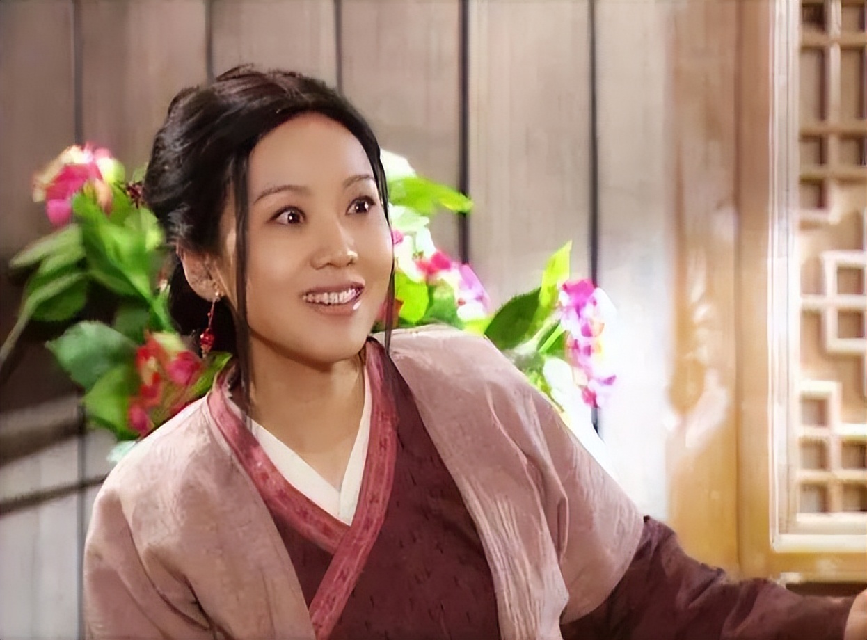 《武林外传》白展堂爱佟湘玉吗？年少不知湘玉好，错把红绫当成宝