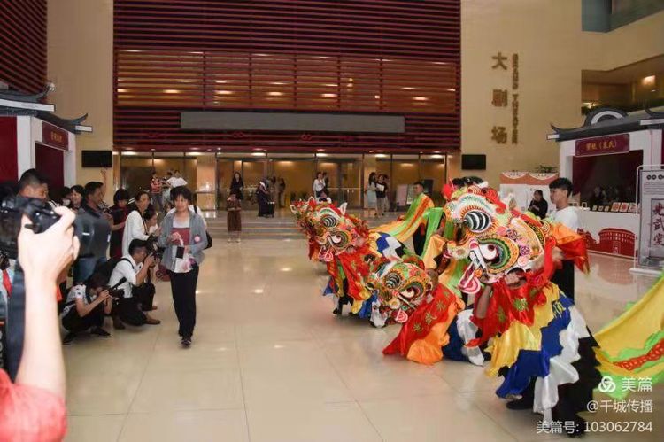 黃耀華領(lǐng)舞“坪山麒麟”：舞出中華民族精神不朽光華