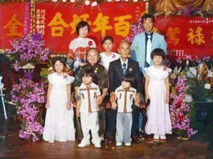 广东人收养印尼弃婴，卖房给他创业，今亿万身家的他：我是中国人
