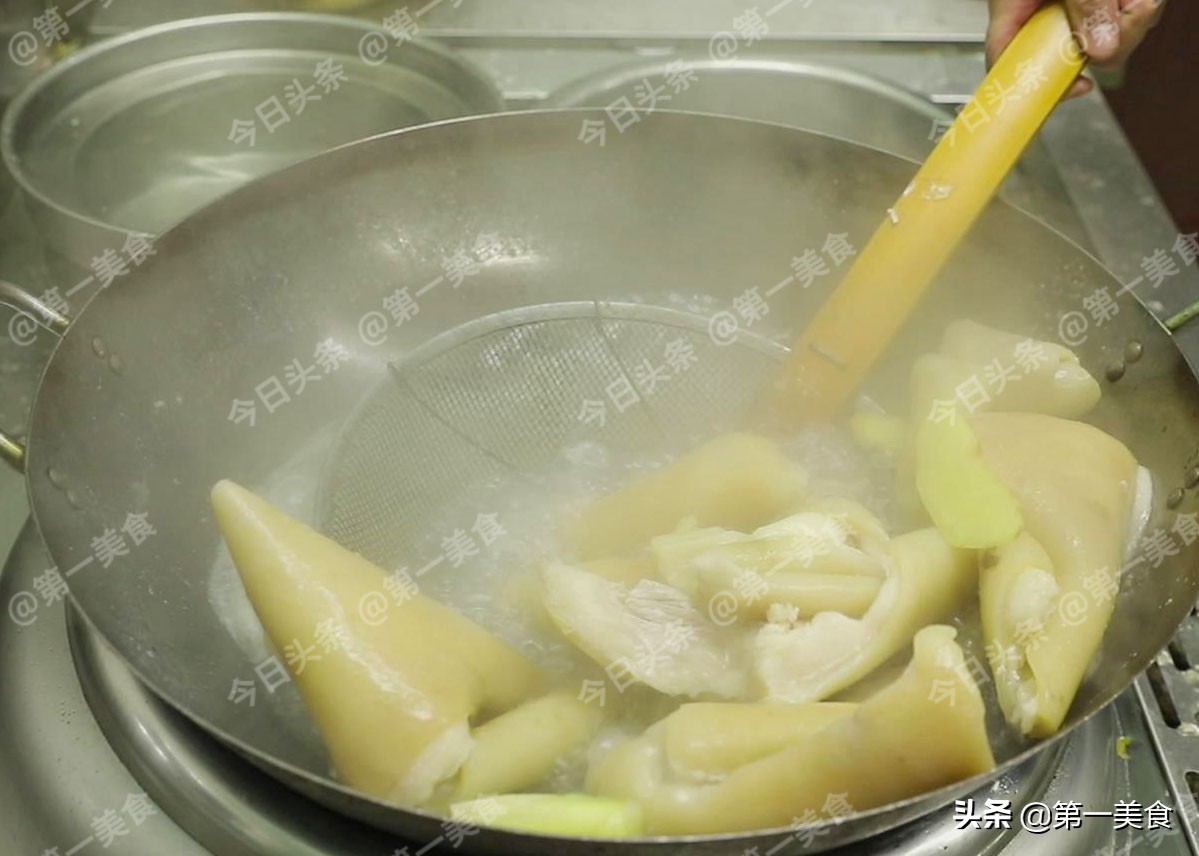 过年不用忙，4道菜提前准备好，来客随便切一下，上桌就是大菜