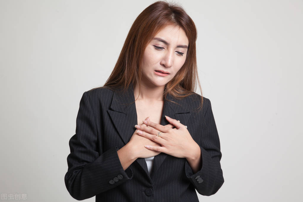 胸口疼痛是心脏出问题了吗？别大意！可能是这3种情况引起的