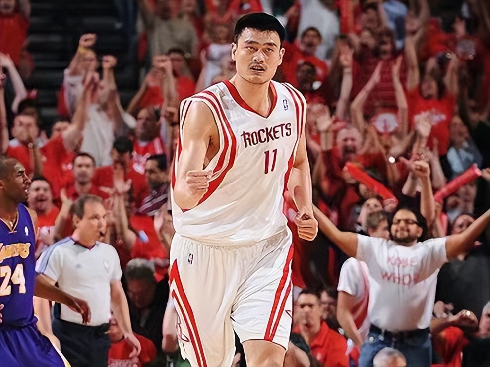 为什么易建联能打nba(易建联的优势和劣势一样明显，如果有姚明般的防守，可以立足NBA)