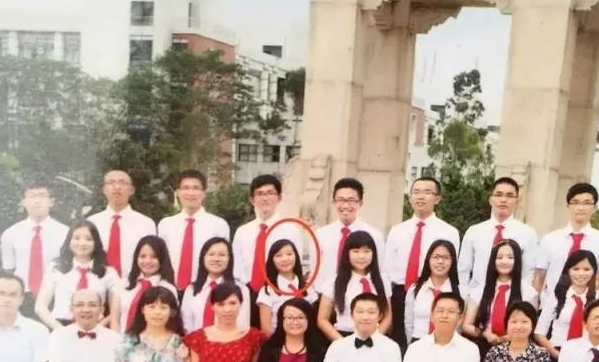 北大章莹颖在美国遇害已4年，男友完成她遗愿，家人如今还好吗？