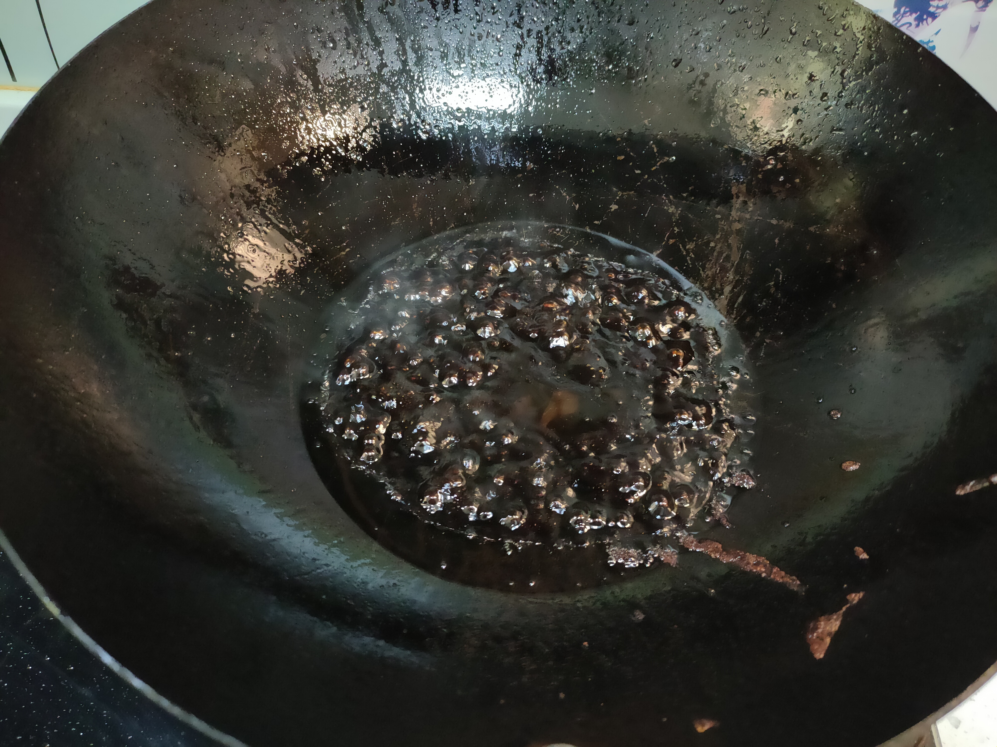 过年做酱牛肉，记住“2炒2泡”的技巧，酱香浓郁、紧实入味不散花